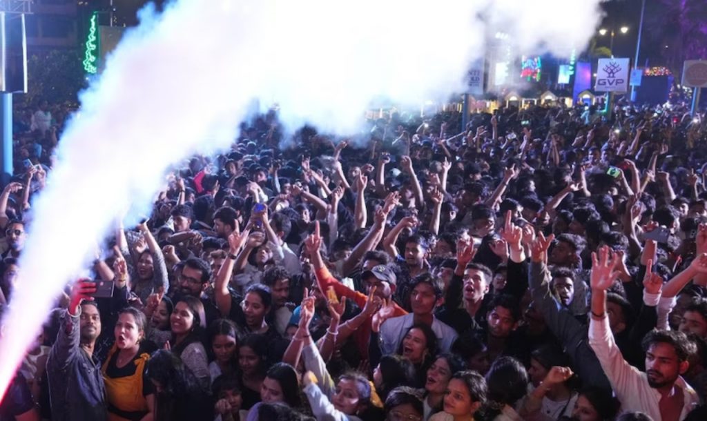 happy new year 2026 Bhopal-Raipur to Delhi-Goa entire country celebration