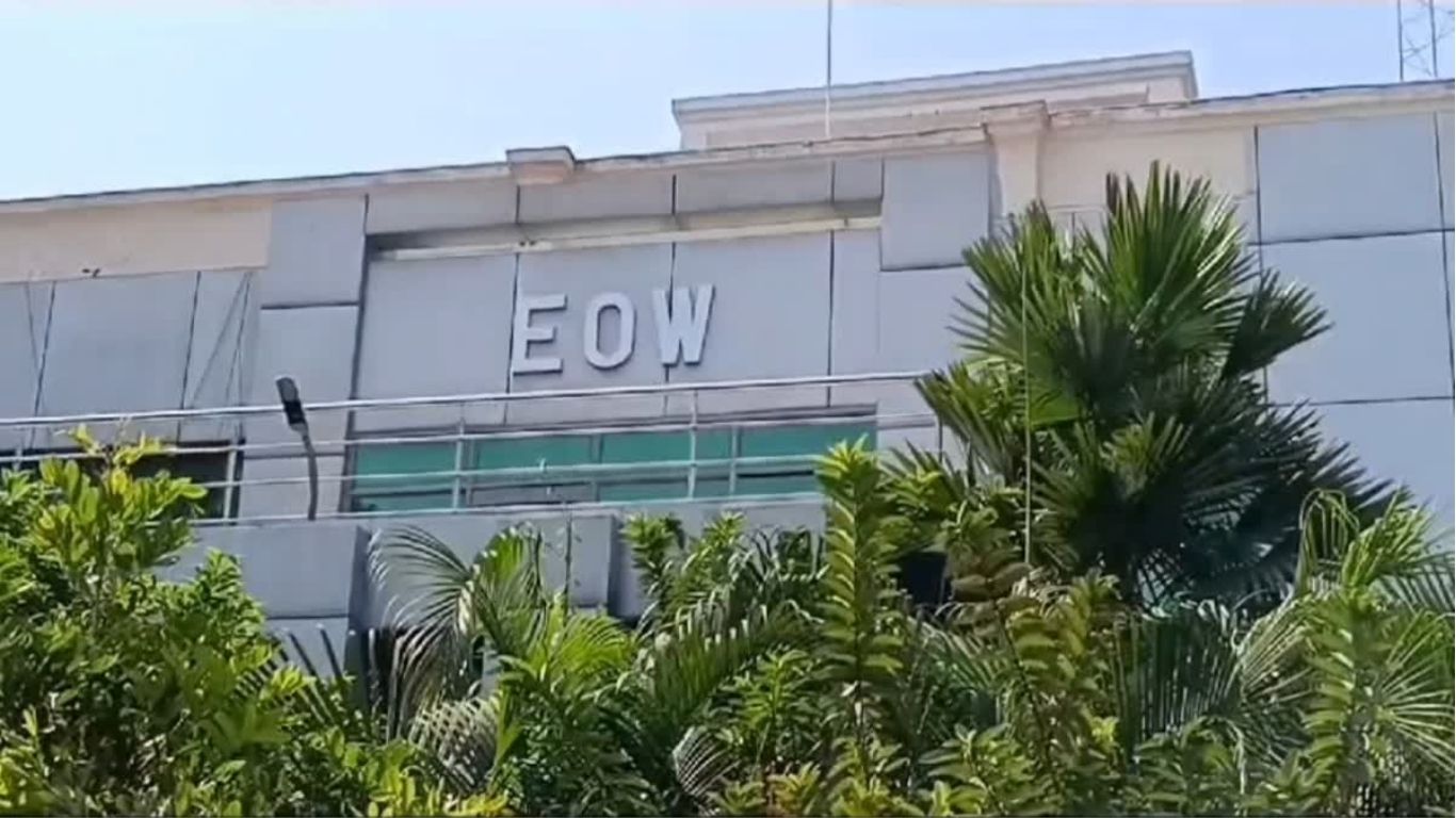 EOW