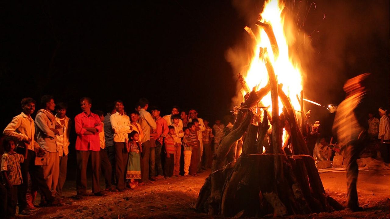 Holika Dahan 2026