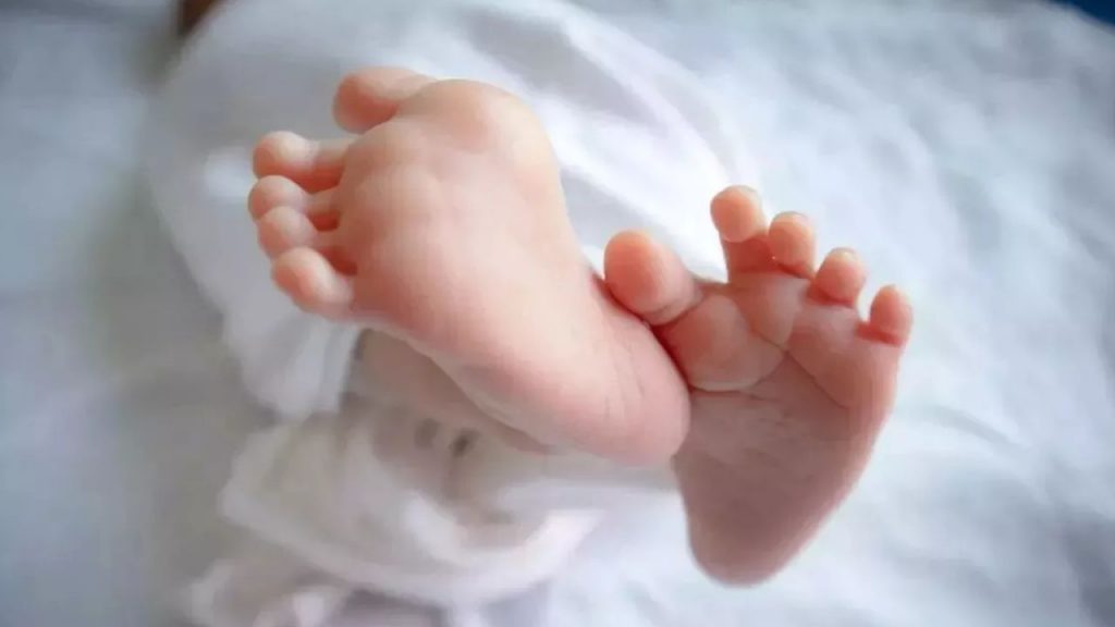satna newborn baby life saved children after heard voice of infant
