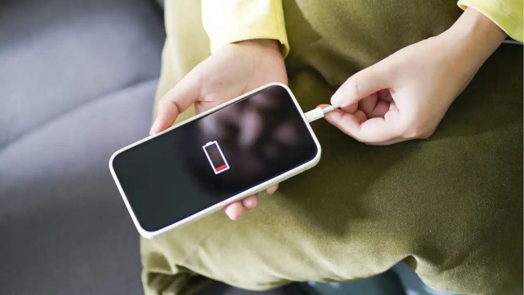 smartphone battery damage