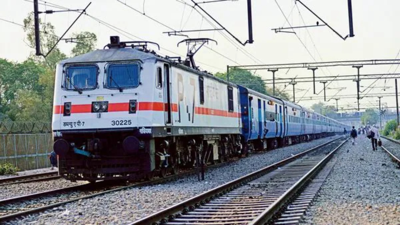 ट्रेनें रद्द