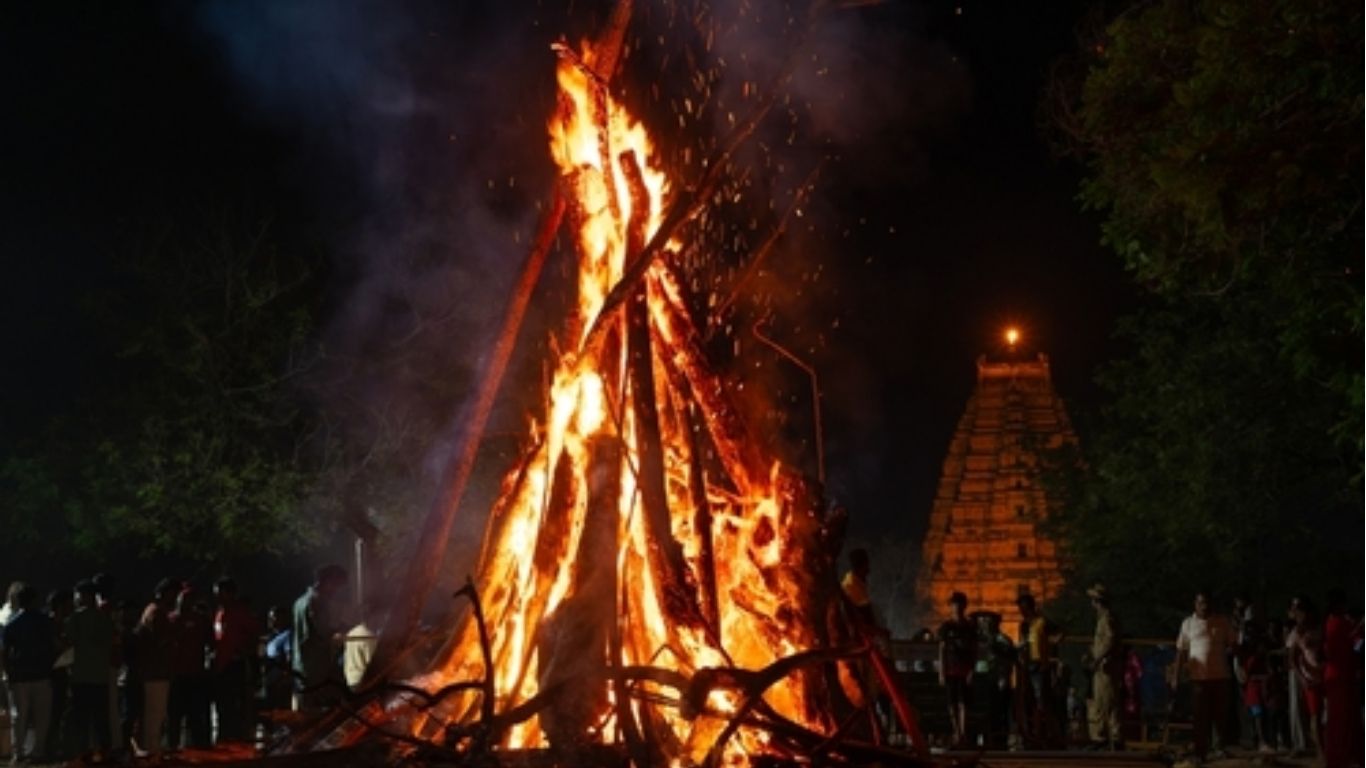holika dahan 2026