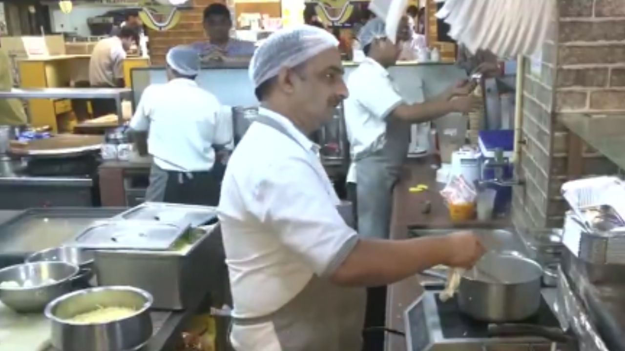 Amid the LPG crisis, Sagar Gaire restaurant has shifted to induction.