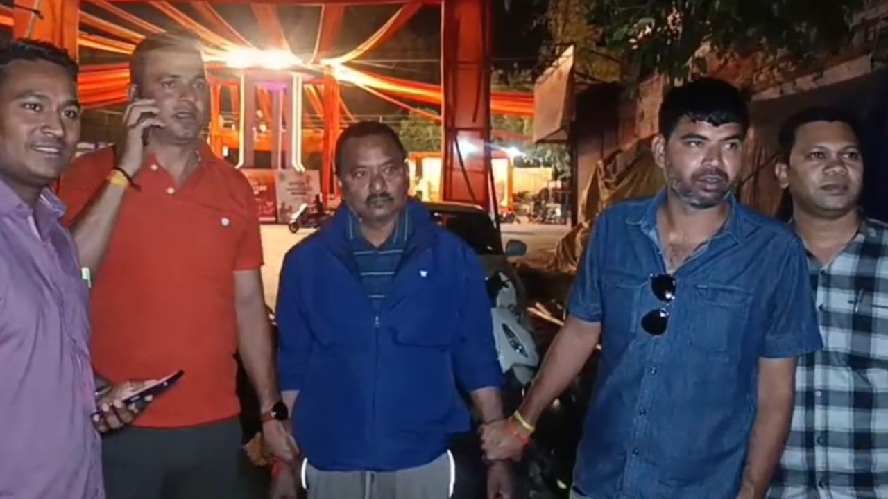 Tehsil clerk arrested for demanding bribe in the name of ACB.