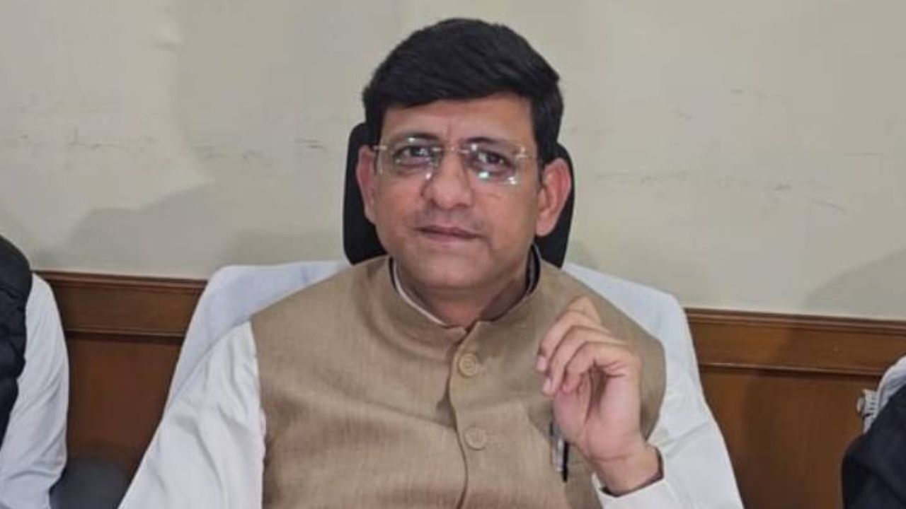 Mayor Pushyamitra Bhargava (File Photo)