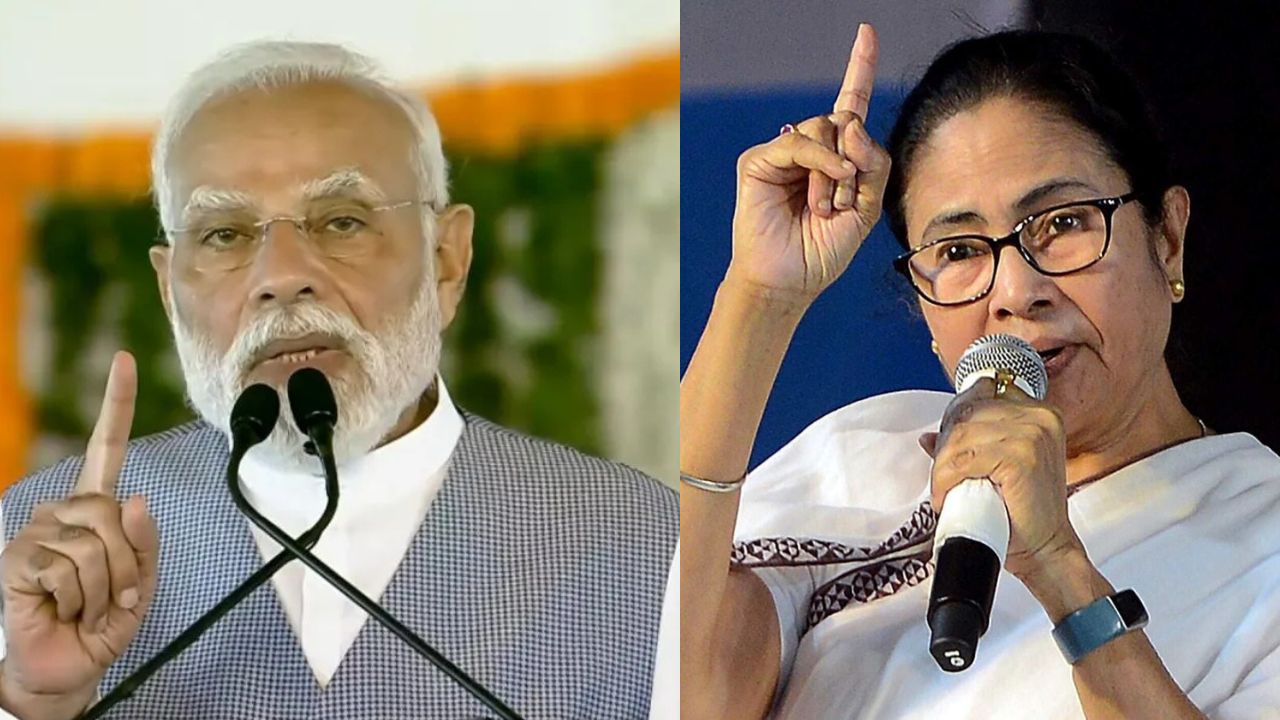 PM Modi and CM Mamata Banerjee (File Photo)