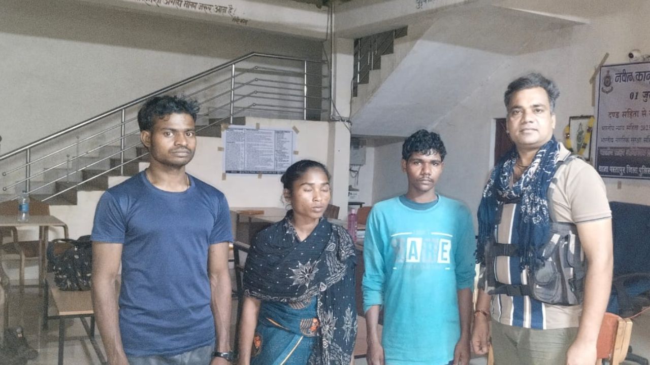 kanker three naxals surrender without arms