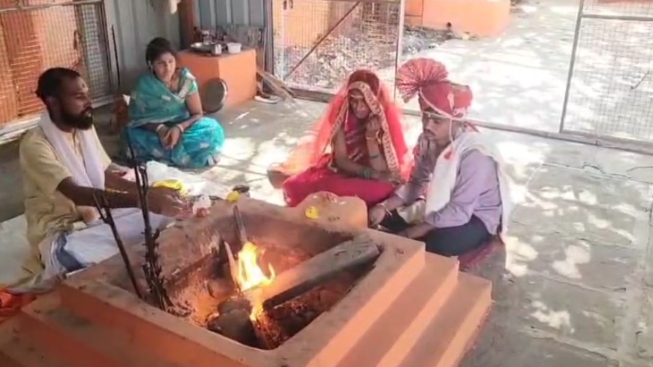 Nazia from Maharashtra Becomes Vanshika Marries in Khandwa Sanatan Rituals