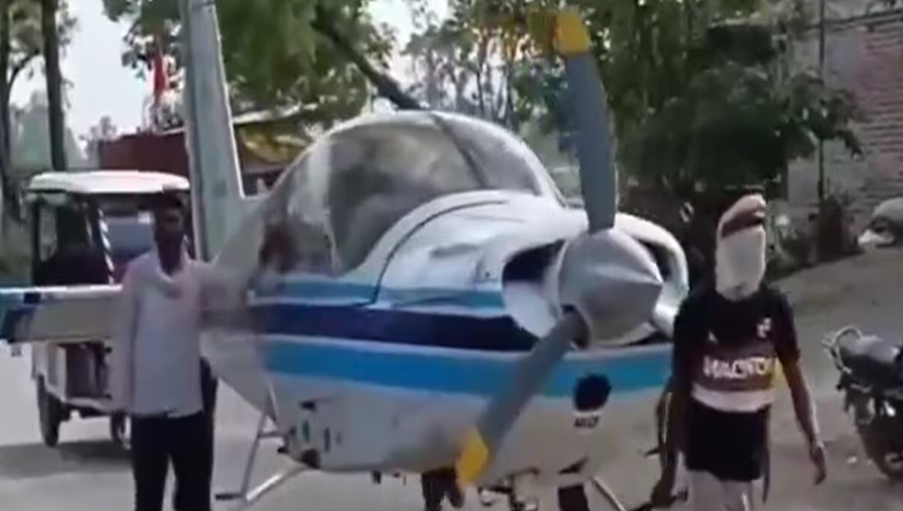 Amethi plane viral video