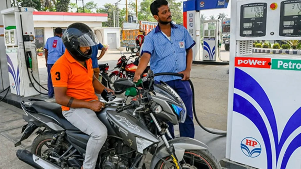 अब बिना PUC के नहीं मिलेगा फ्यूल!
