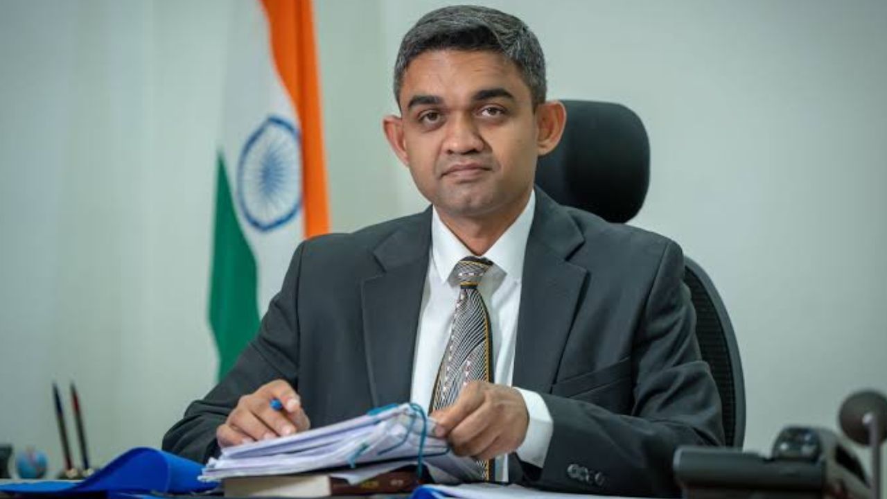 IAS Priyank Mishra Appointed as Bhopal Collector