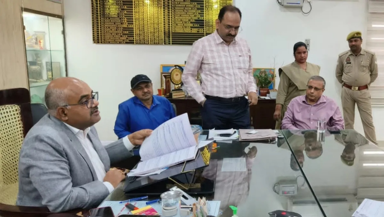 Three clerks in Kanpur became peons