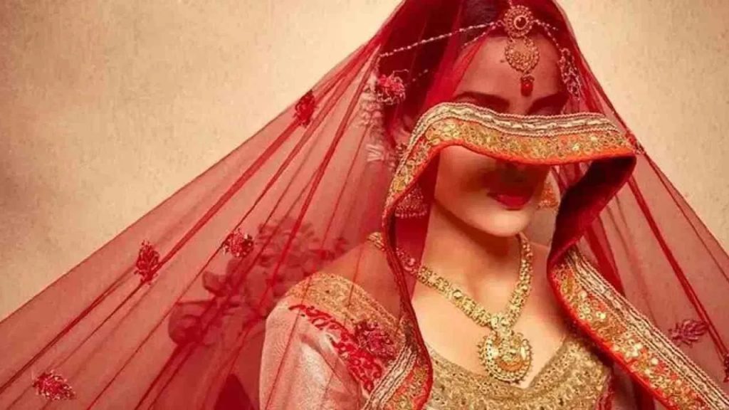Two Grooms Arrive With Barats in Amroha