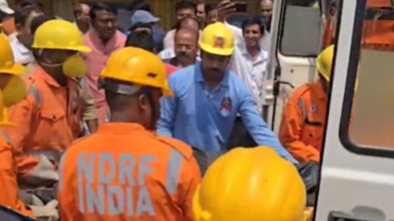 Another body was recovered on Sunday in the accident that took place in Kotma, Anuppur.
