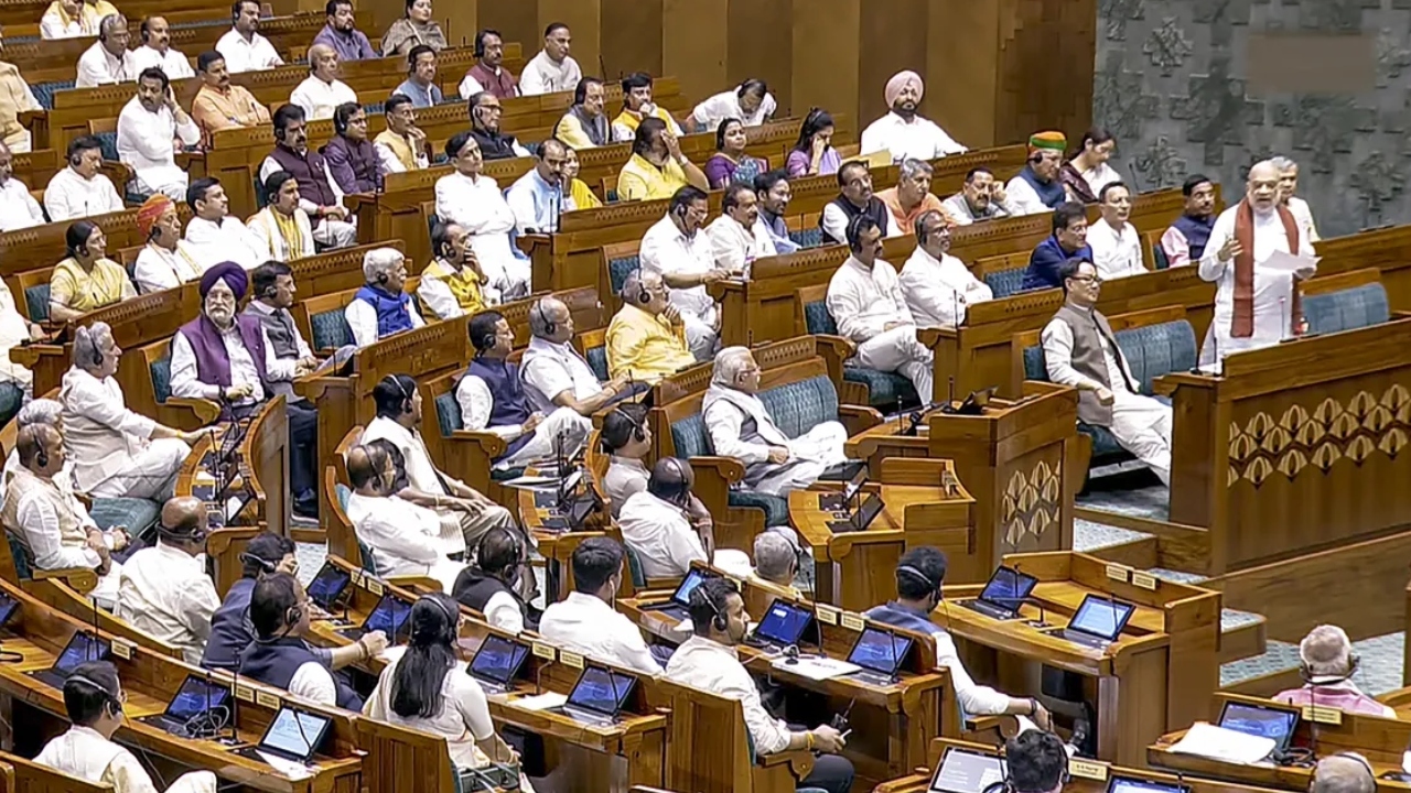 Women Reservation Act 2023 bill Pass in parliament