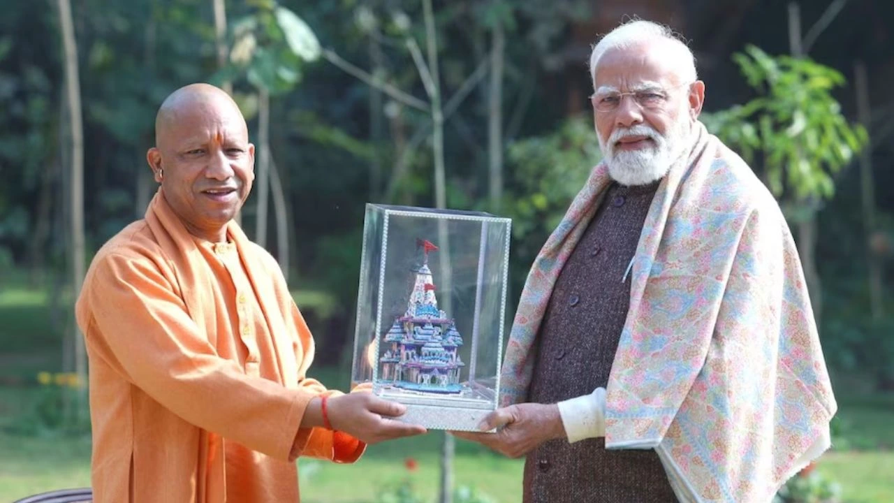 सीएम योगी और पीएम मोदी