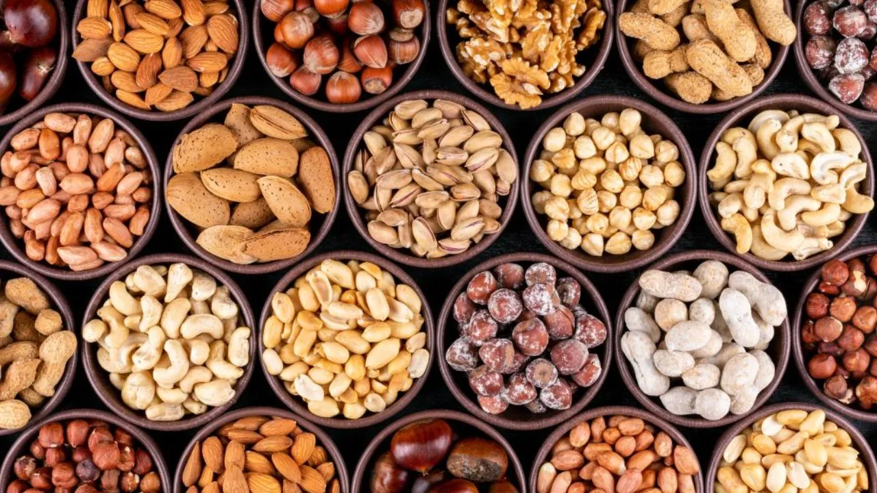 Raipur dry fruits mobile automobile parts prices have risen upto 5000 rupees