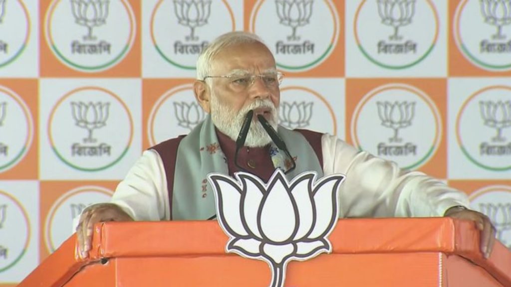प्रधानमंत्री नरेंद्र मोदी