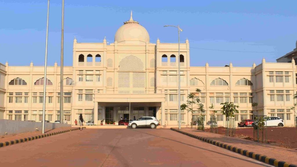 Shivpuri medical college