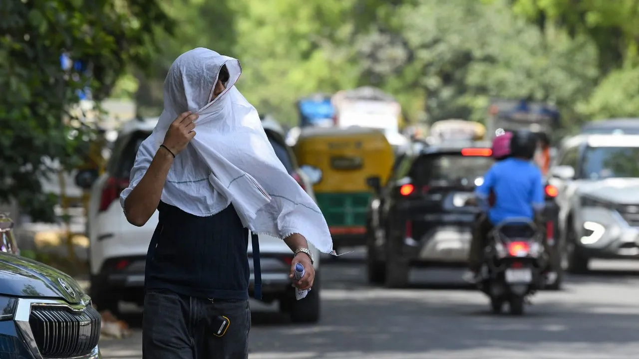 mp-weather-temperature-crosses-43-heatwave-alert