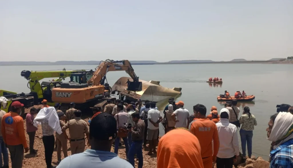 Jabalpur Cruise Incident