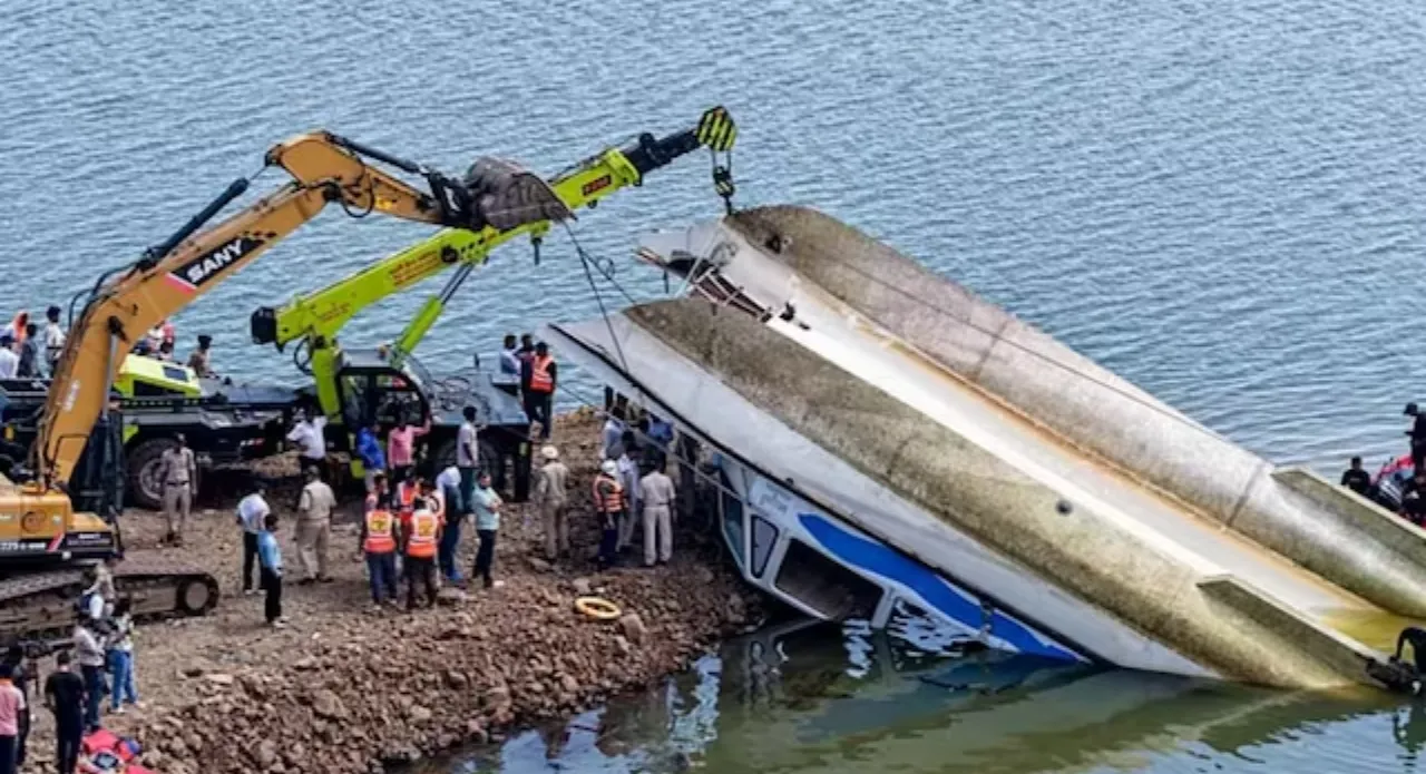 Jabalpur Cruise Accident
