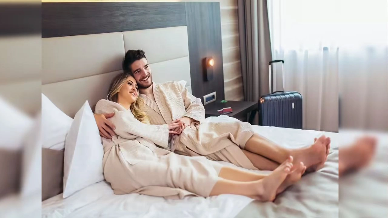 Unmarried Couple Hotel Stay Rules