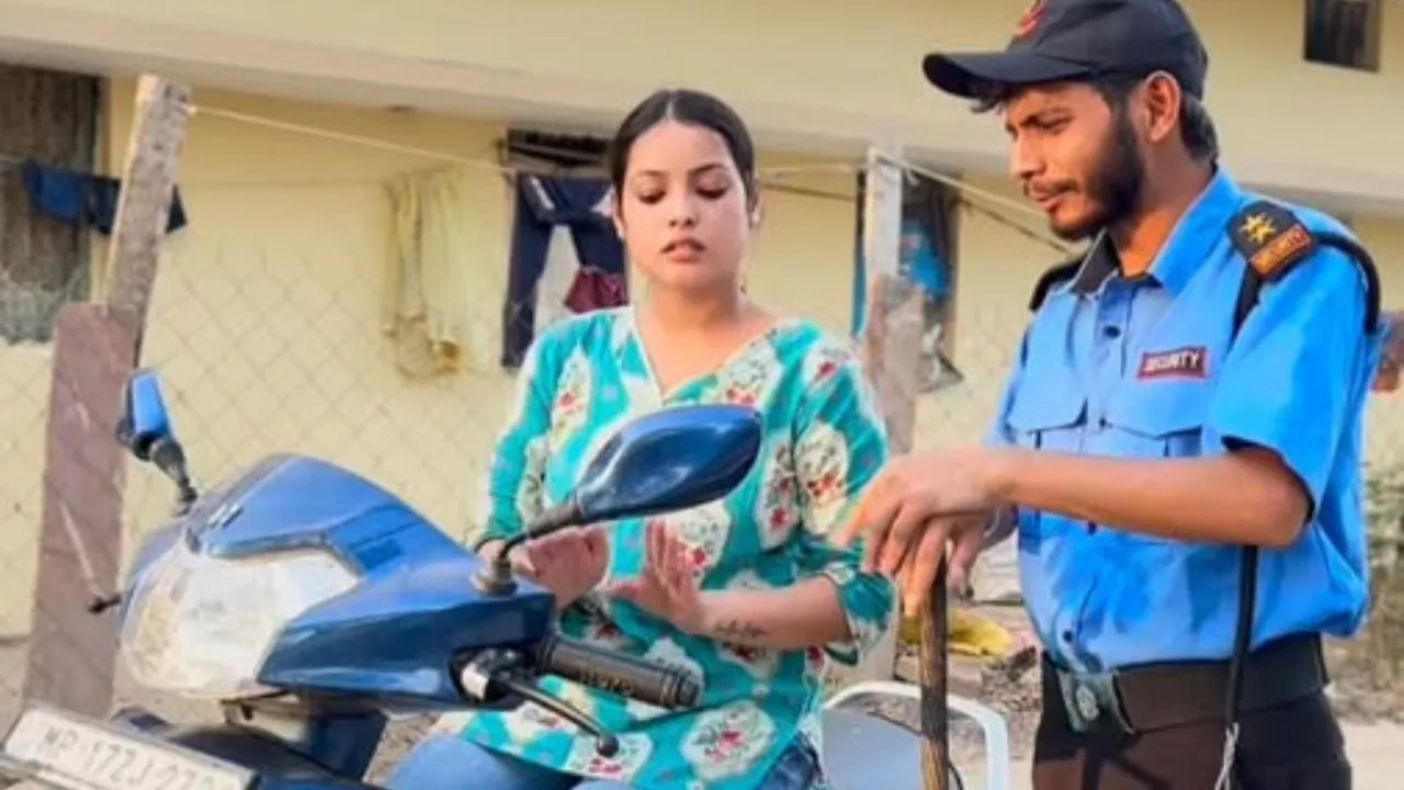 Manish Patel's co-star Amrita Singh has received death threats.