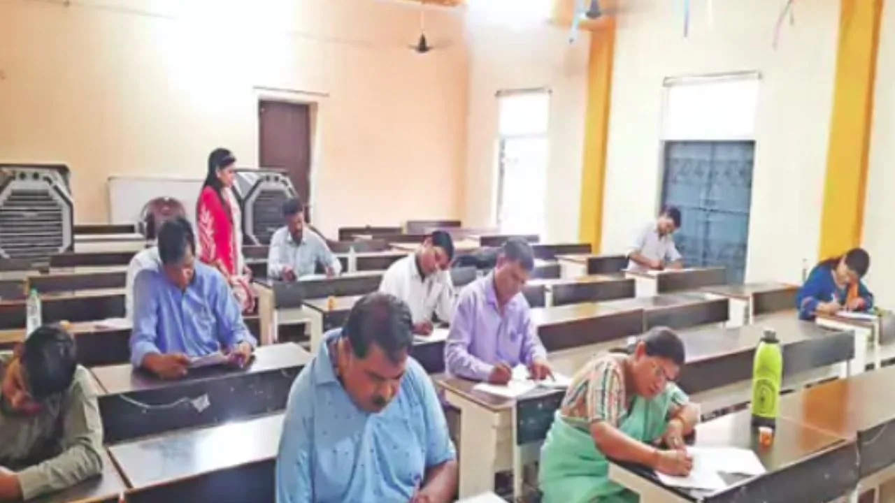 School teachers' test in Rajgarh