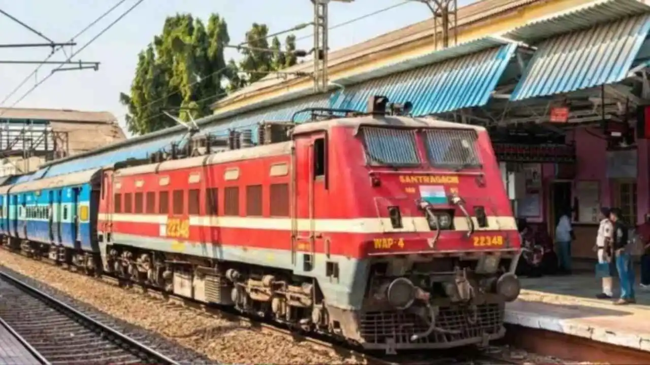 Jagdalpur Nizamuddin Special Train