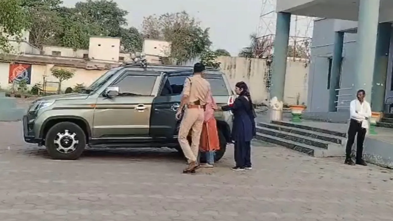 The police have arrested the accused girl and presented her in the court.