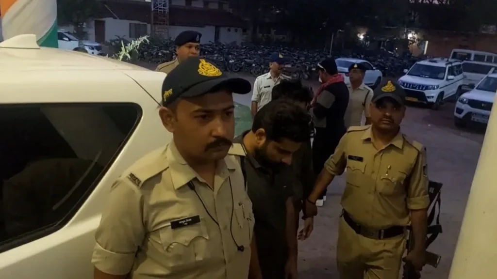 Two doctors holding fake degrees were arrested in Damoh.