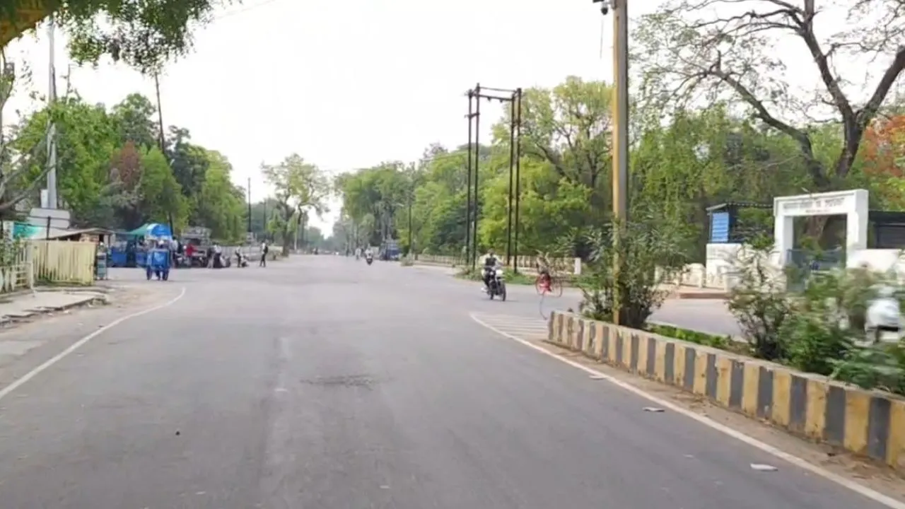 Due to extreme heat, there was silence on the roads in Naugaon.