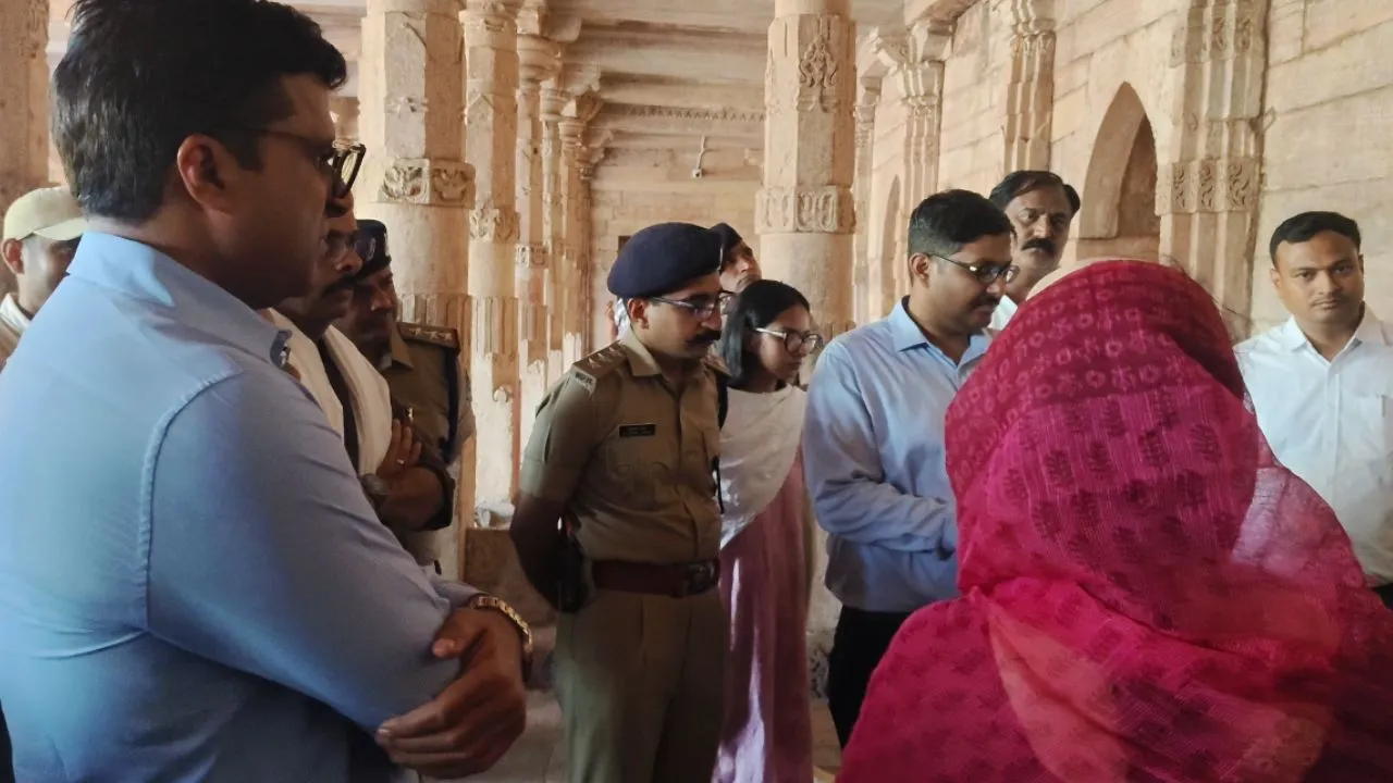 Before the CM's visit to Bhojshala, police and administrative officials conducted an inspection.
