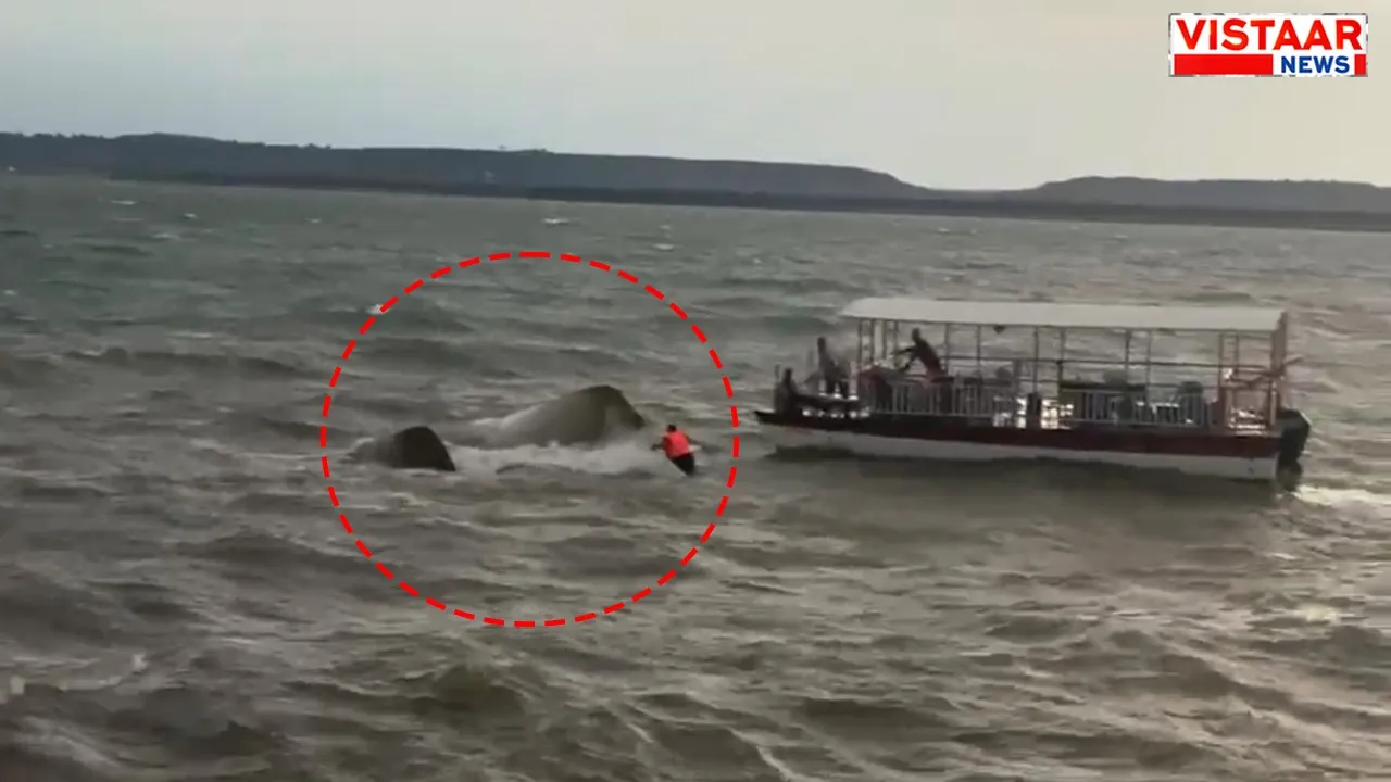 Picture of Bargi Dam accident.