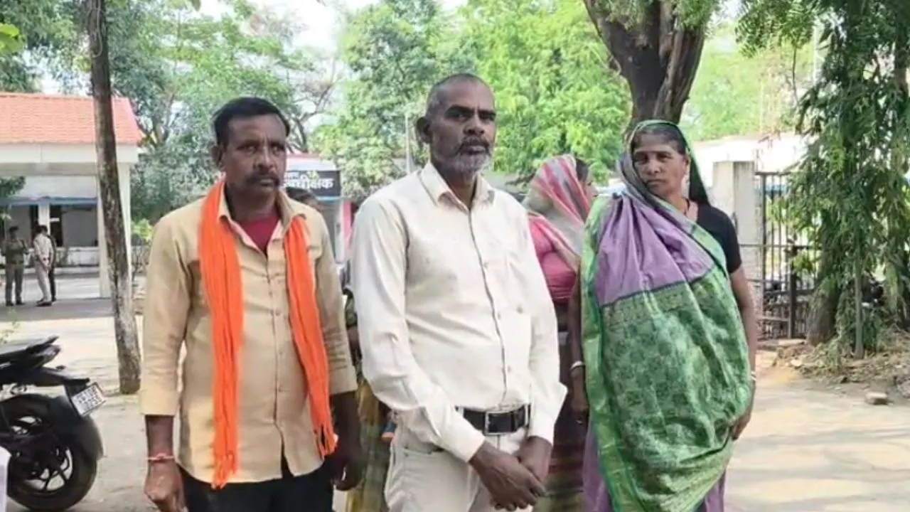 Bilaspur 3 police personnel accused of mentally harassing and threatening sc st act