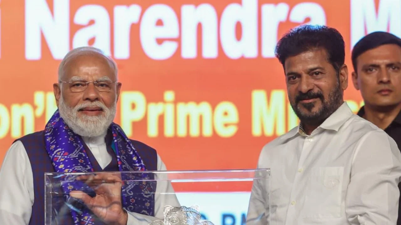 पीएम मोदी और रेवंत रेड्डी