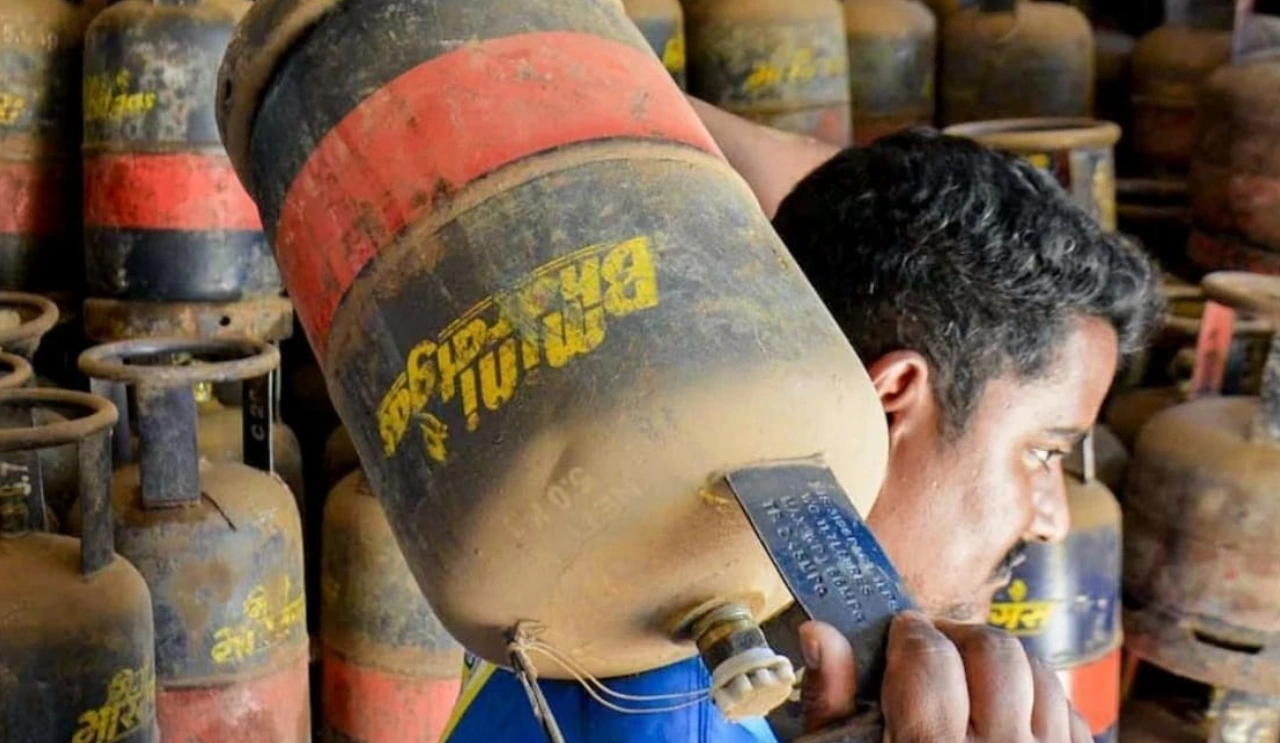 Commercial Cylinder Price Hike