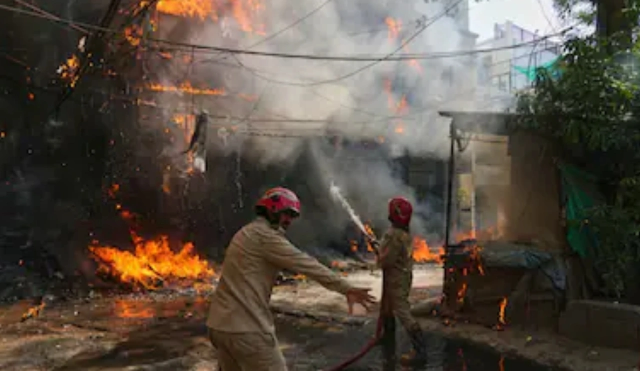 Delhi Massive Building Fire Tragedy