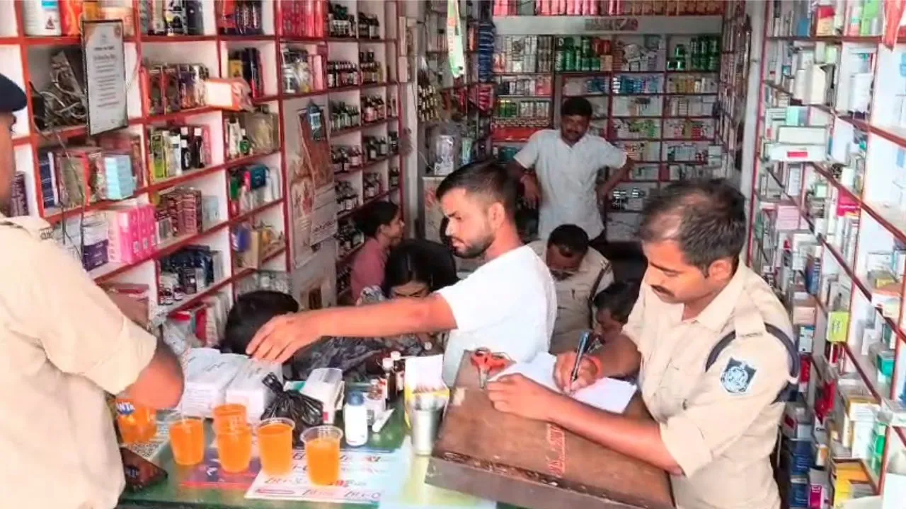 The administration sealed the medical store in Sidhi.